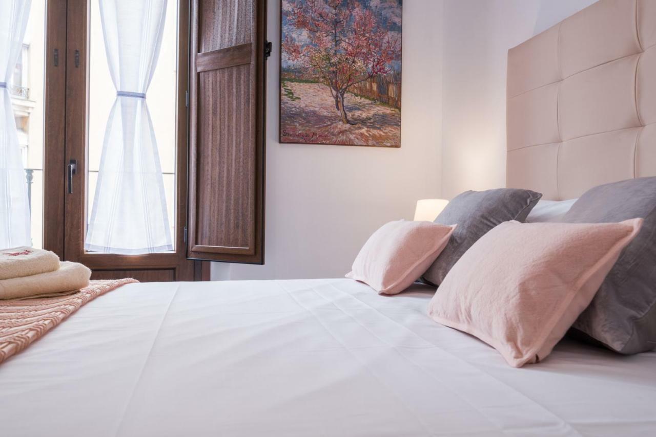 Apartamento El Carmen Malaga Luaran gambar